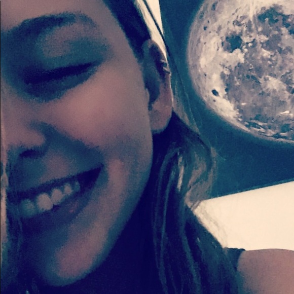 Meet your Posher, Savanna - Picture 1 of 1